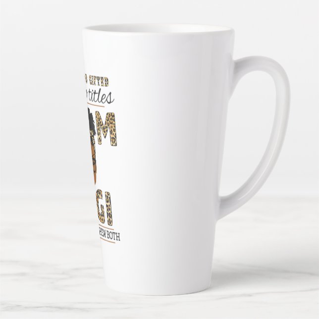 Caneca De Café Latte Mãe e Gigi Aniversam. (Direita)