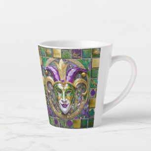 Caneca De Café Latte Máscara de Jester do Mardi Gras Roxa Verde Dourada