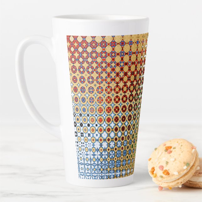 Caneca De Café Latte Moedas Reais (In Situ)