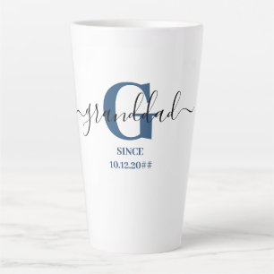 Caneca De Café Latte Monograma de Letra de Avô Elegante Azul