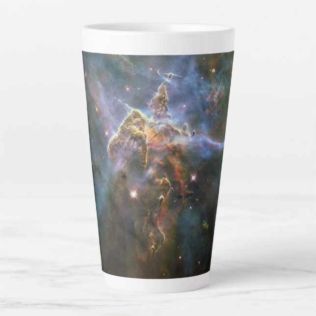 Caneca De Café Latte Montanha Mística no Espaço Hubble na Nebulosa Cari (Frente)