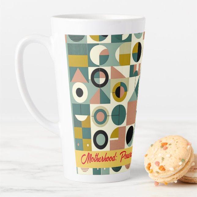 Caneca De Café Latte Motherhood: Powered by Love, Alimentado por Chic C (In Situ)
