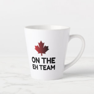 Caneca De Café Latte Na Equipe Eh Canada Engraçado