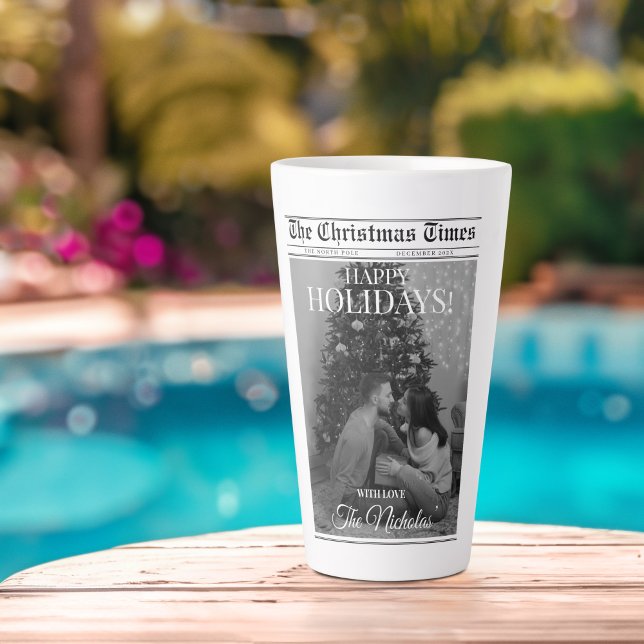 Caneca De Café Latte Newspaper What A Year Black White Photo Christmas (Criador carregado)