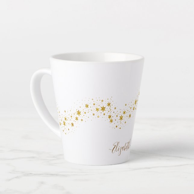 Caneca De Café Latte Nome do Monograma da Glitter Dourada Elegante (Ângulo esquerdo)