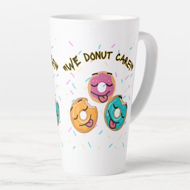 Caneca De Café Latte nós rosquinha (Ângulo direito)