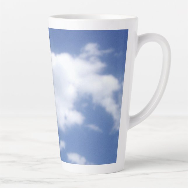 Caneca De Café Latte nuvens no céu azul (Direita)