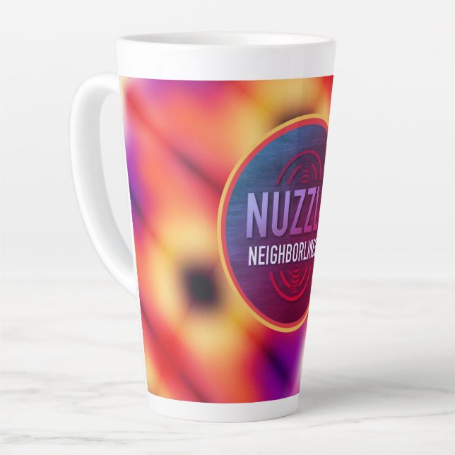 Caneca De Café Latte Nuzzle em Vizinhança (Ângulo esquerdo)