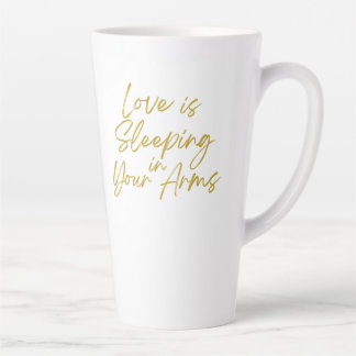 Caneca De Café Latte O amor está dormindo em seus braços maior que a la
