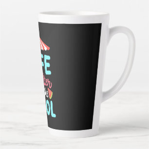 Caneca De Café Latte O Nadador De Vida É Melhor Pela Piscina