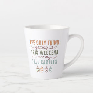 Caneca De Café Latte Obtendo Minhas Velas de Queda