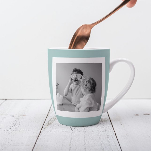 Caneca De Café Latte Oferta Simples E Amável De Foto Da Família Moderna (Criador carregado)