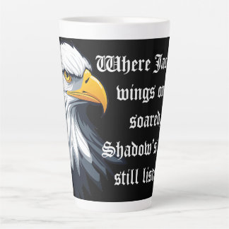Caneca De Café Latte Onde as asas de Jackie um dia voaram, o coração de
