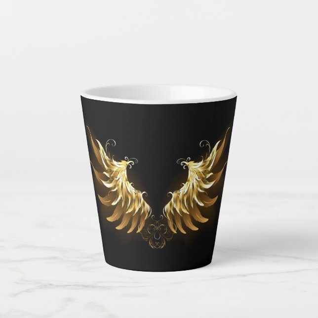 Caneca De Café Latte Ouro Angel Wings sobre fundo preto (Frente)