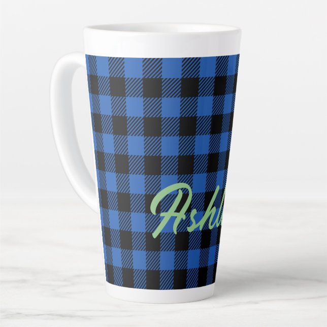 Caneca De Café Latte Padrão de Buffalo Checkered Azul Preto | Personali (Ângulo esquerdo)