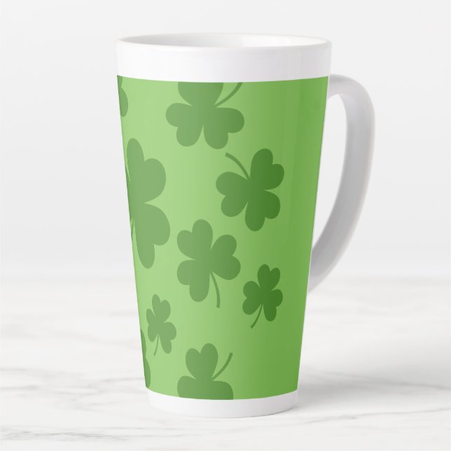 Caneca De Café Latte Padrão de Dia de São Patrício Shamrock Clover (Ângulo direito)