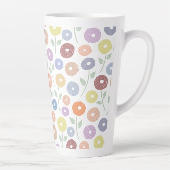 Caneca De Café Latte Padrão de Flores Difusas em Pastéis sobre Branco (Direita)