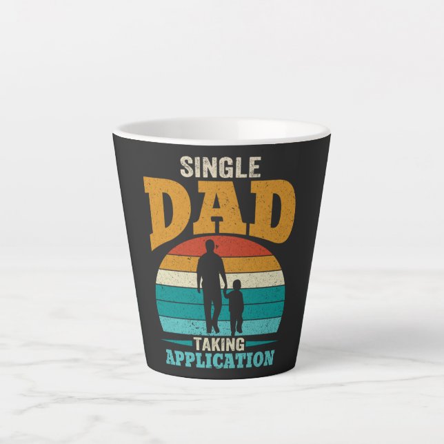 Caneca De Café Latte Pai Solteiro Candidatando-se (Frente)
