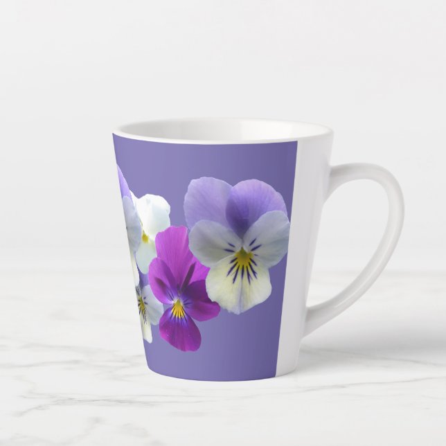Caneca De Café Latte Pansias brancas e roxas Lilac Latte Mug (Direita)