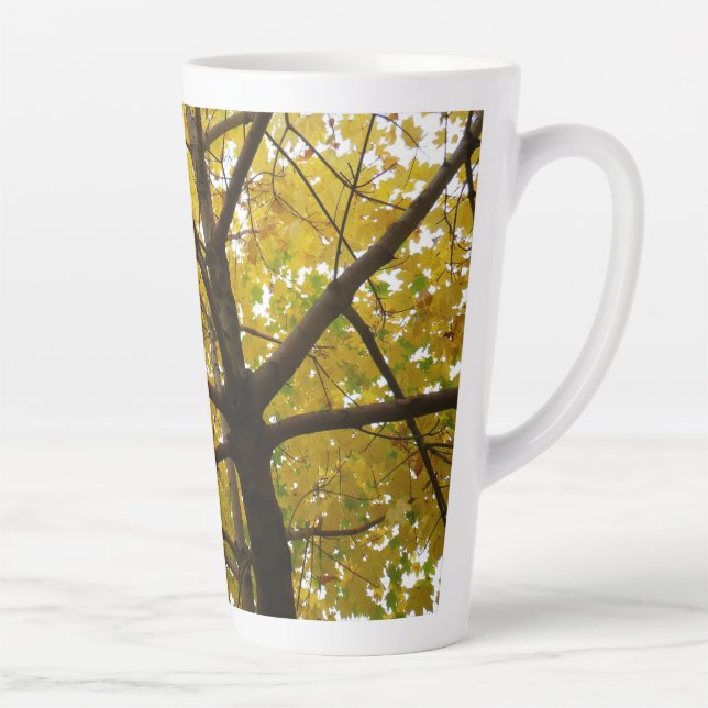 Caneca De Café Latte Par de Árvores de Bordo Amarelas Natureza de Outon (Direita)