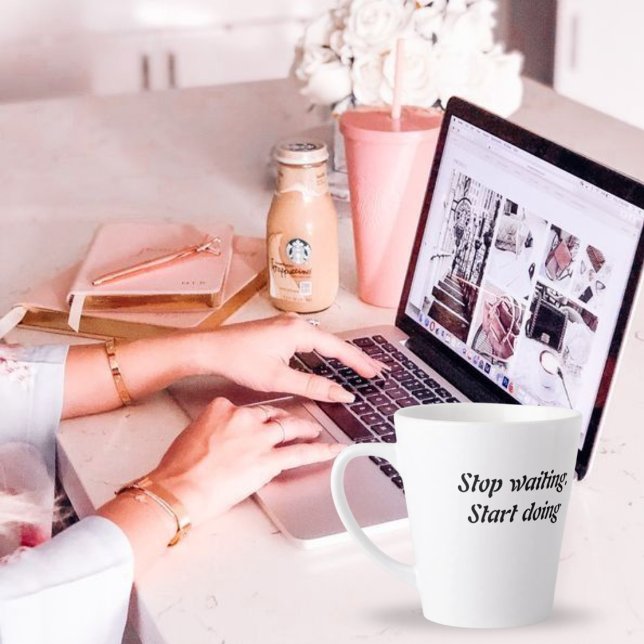 Caneca De Café Latte Parar de Aguardar Início a Fazer - Cota Motivacion (Criador carregado)