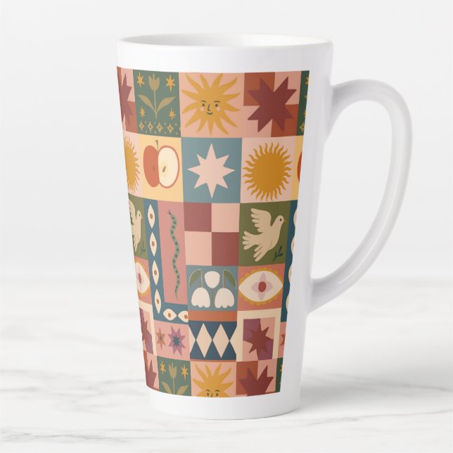Caneca De Café Latte Patchwork celestial boêmica com símbolos místicos (Direita)