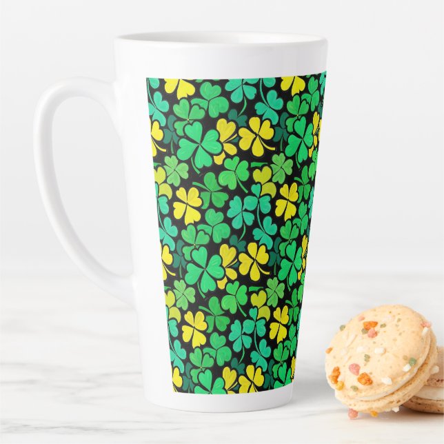 Caneca De Café Latte Pattern St. Patrick's Day Clovers (In Situ)