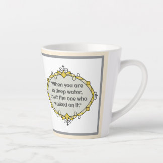 Caneca De Café Latte Paz em Águas Profundas