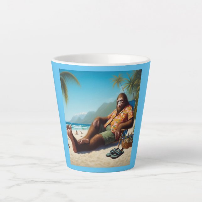 Caneca De Café Latte Pé Grande na Praia (Frente)