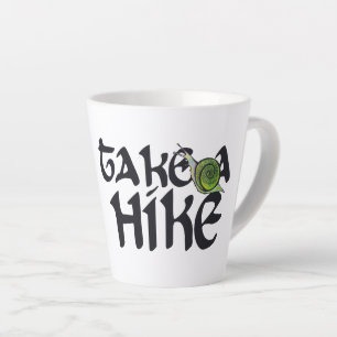 Caneca De Café Latte Peguem um Caracol, caracóis engraçados caminhando