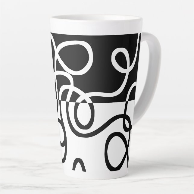 Caneca De Café Latte Persuasão linear I: Abstrato preto e branco (Ângulo direito)