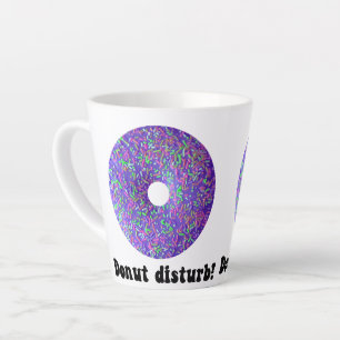 Caneca De Café Latte Perturbação da rosquinha
