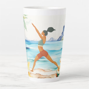 Caneca De Café Latte Posição de Yoga na praia