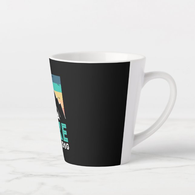 Caneca De Café Latte Presente de Acampamento | Faça Uma Caminhada com M (Direita)