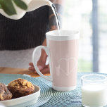 Caneca De Café Latte Presente Moderno, Rosa e Coração Minimalista, Boni<br><div class="desc">Presente Moderno,  Rosa e Coração Minimalista,  Bonito</div>