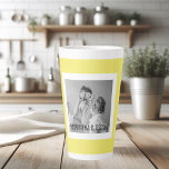 Caneca De Café Latte Presente Simples Simples E Simples De Foto Da Famí<br><div class="desc">Presente Simples Simples E Simples De Foto Da Família Moderna</div>