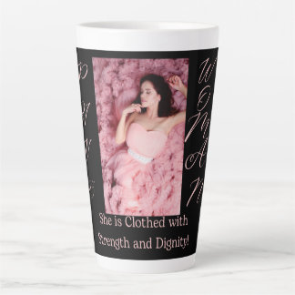 Caneca De Café Latte Proverbs 31 Mulher Preta e Rosa Lata