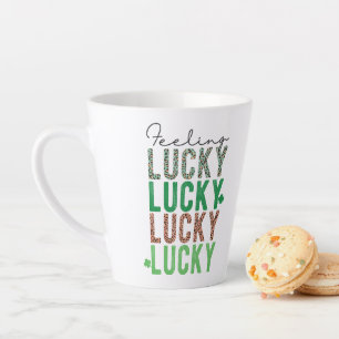 Caneca De Café Latte Rua. Dia de Patrick, Shamrock Verde Vine Irish Par