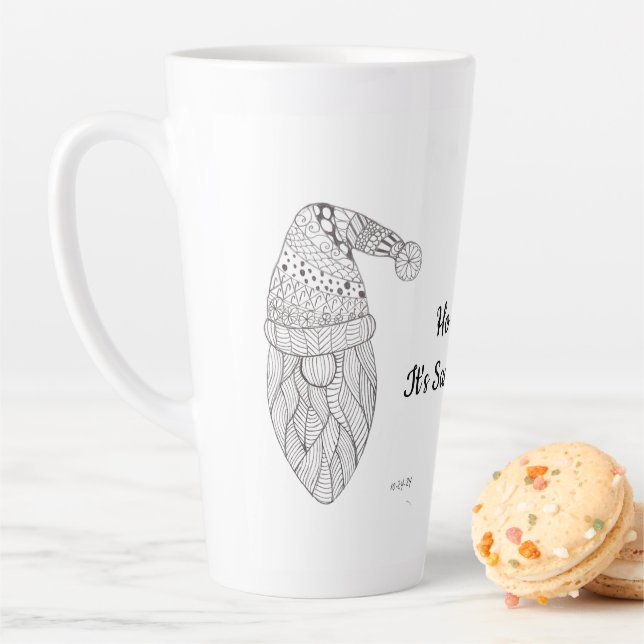 Caneca De Café Latte Santa Gnome Holiday Mug (In Situ)
