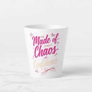 Caneca De Café Latte Sassy Pink Typography Chaos And Confidence