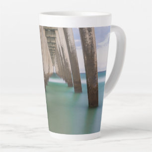 Caneca De Café Latte Sob Navarre Beach Pier