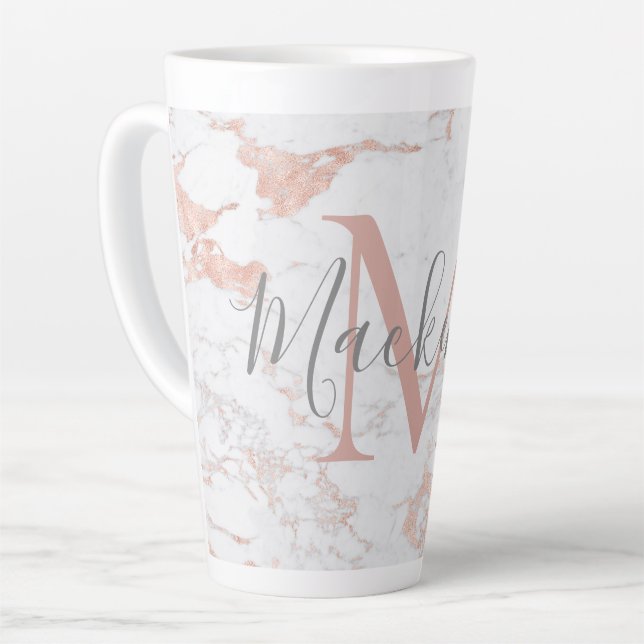 Caneca De Café Latte Tendência Chic Rosa Gold Foil Monograma (Ângulo esquerdo)