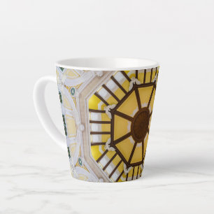 Caneca De Café Latte Teto decorado na estação de Tóquio