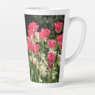 Caneca De Café Latte Tulipas cor-de-rosa com tampa superior