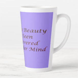 Caneca De Café Latte Um poema de mensagem de beleza para mulheres inspi