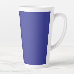 Caneca De Café Latte uma parede azul com um relógio