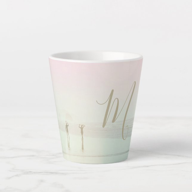 Caneca De Café Latte Viagem Summer Surfers Beach Pink Mist Monograma (Frente)