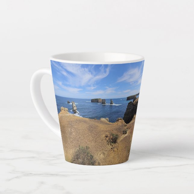 Caneca De Café Latte Victoria’s Bay of Islands Coastal Panorama (Ângulo esquerdo)