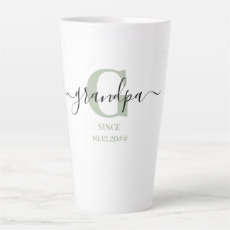 Caneca De Café Latte Vovô Elegante Script Monograma Silver Green