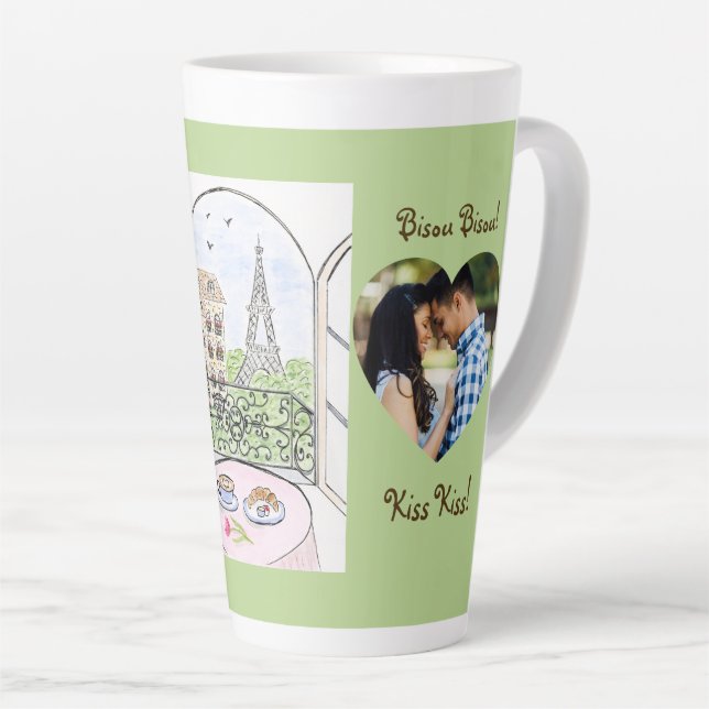 Caneca De Café Latte Whimsical Paris Eiffel Tower Bisou Kiss PHOTO (Ângulo direito)
